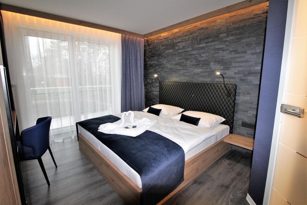 Art & Galerie Hotel Lenz Plauer See Fuenfseen Kültér fotó